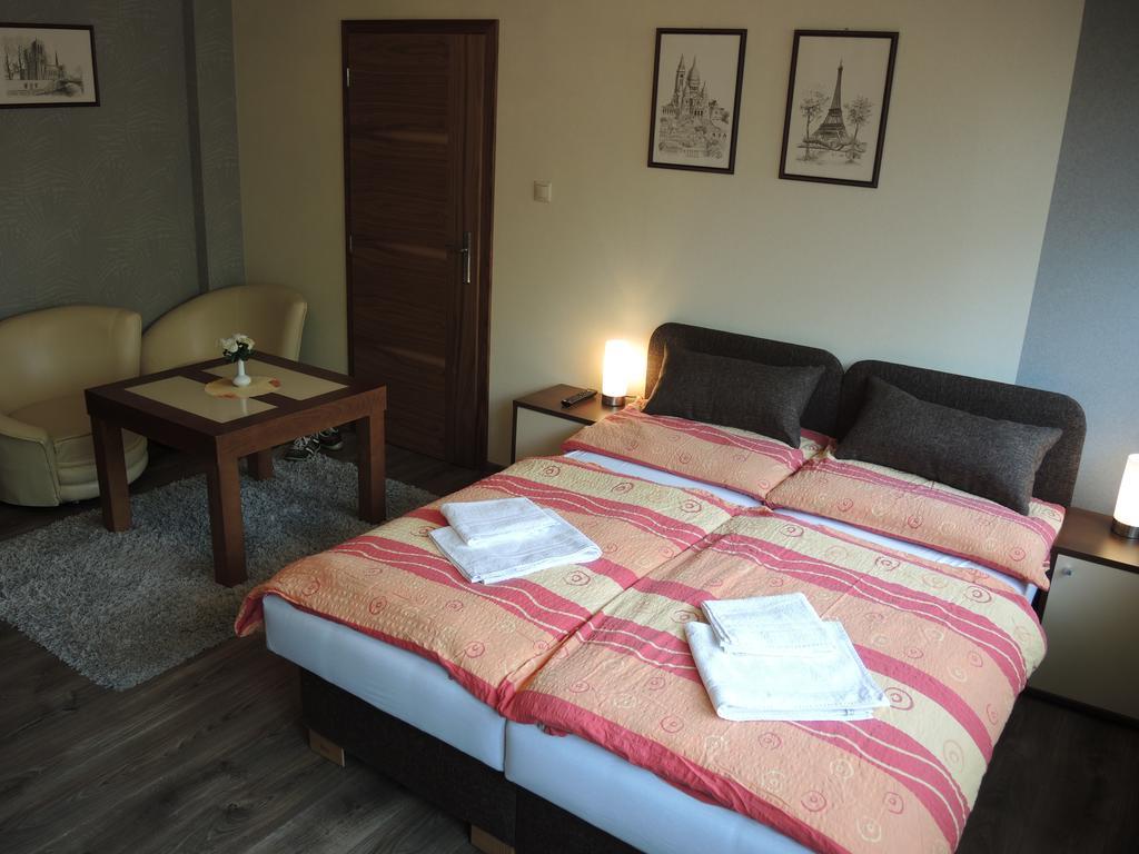 Apartmany Rudolf Spisska Nova Ves Phòng bức ảnh